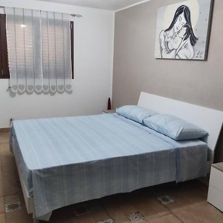 Casa Relax In Periferia Con Ingresso E Parcheggio Privato. Apartment Zimmardo Ngoại thất bức ảnh