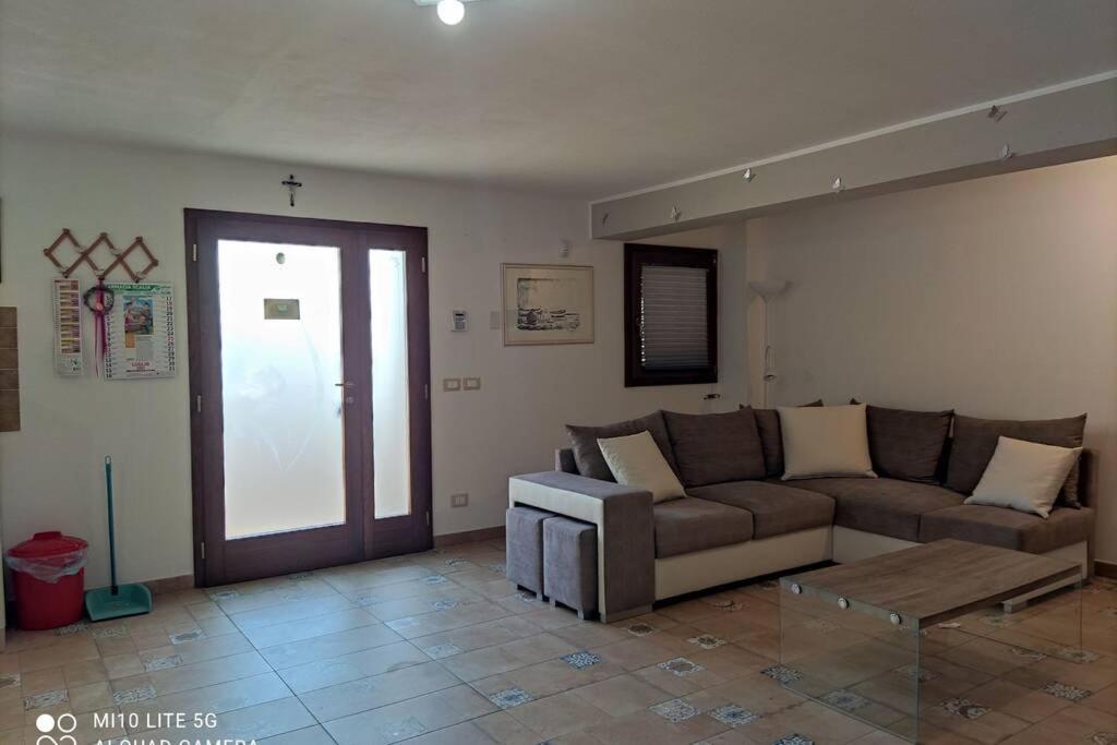 Casa Relax In Periferia Con Ingresso E Parcheggio Privato. Apartment Zimmardo Ngoại thất bức ảnh